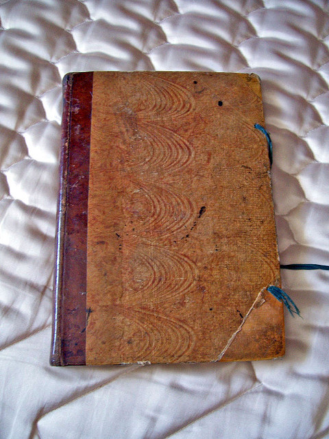 31679576_1da8b0043f_z