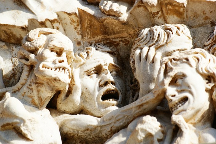 6354986961_d910f45808_b